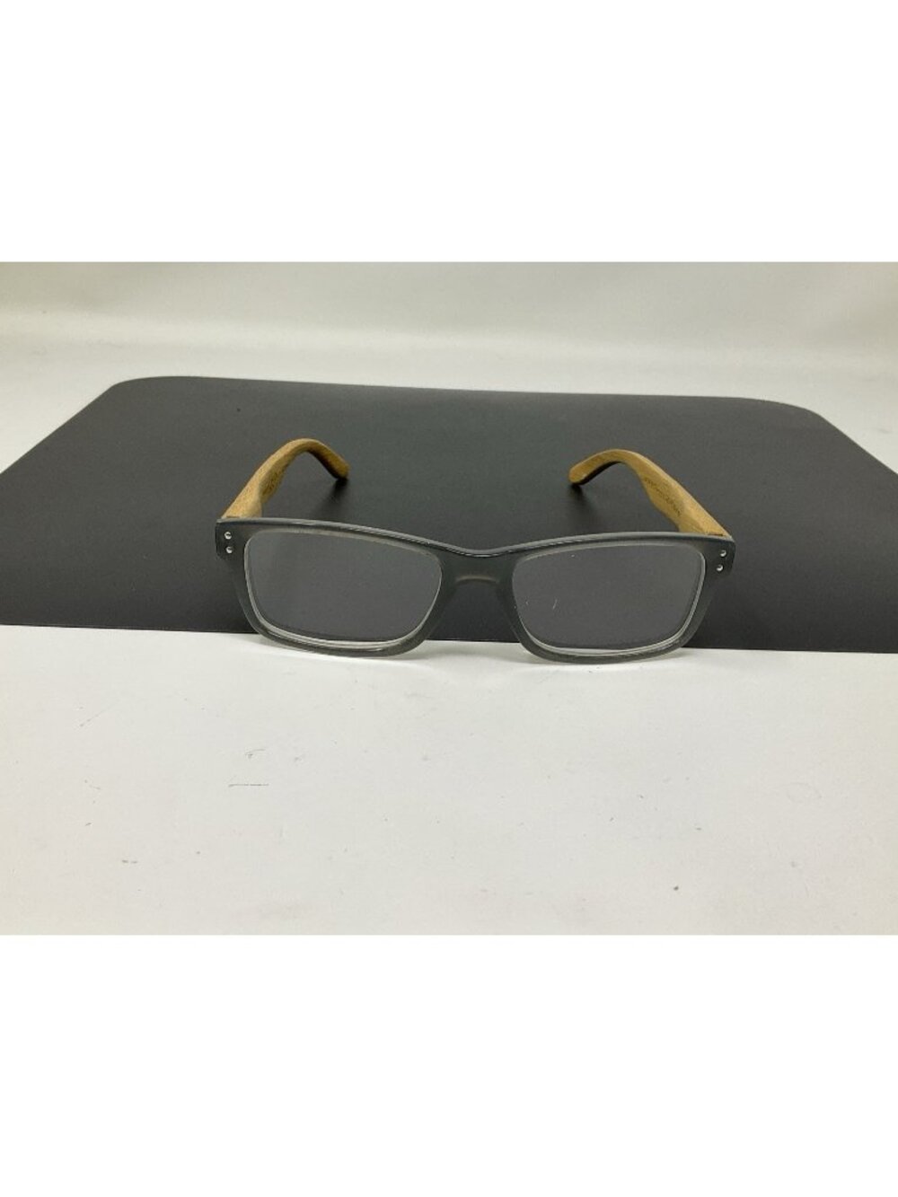 Peepers Al Fresco + 1.25 Reading Glasses Grey Rectangle Wood/Plastic Frame 2436